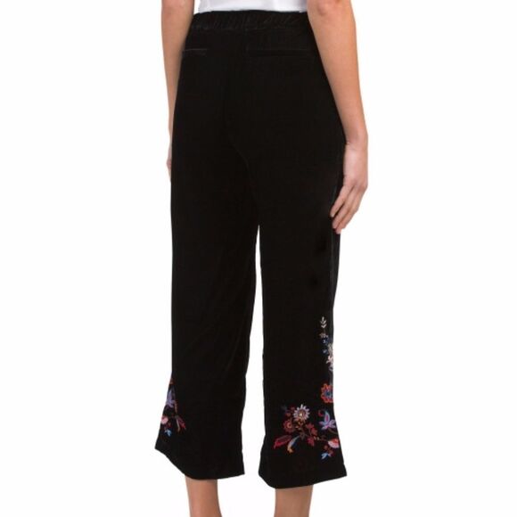Beautiful velvet crop trousers - Picture 2 of 6